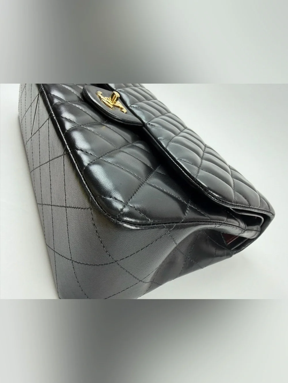 CHANEL classic quilted